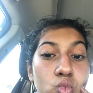 Meet your Posher, Alani